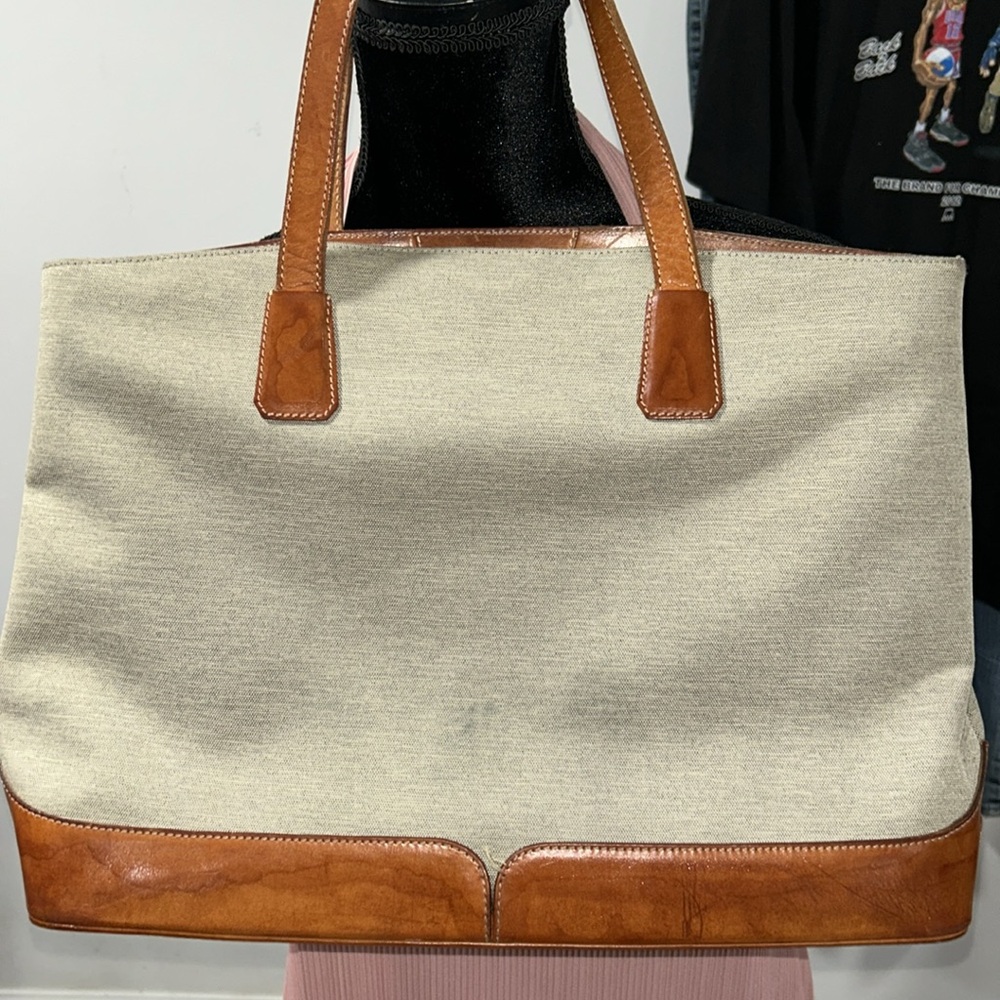 Giovanni Valentino Tote